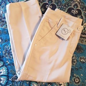 NWT [Puma] Golf Sport Lifestyle Cell Tech Oatmeal Capri Pants Size 2